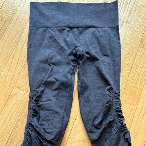 Lululemon In The Flow Crop II Leggings Size 4